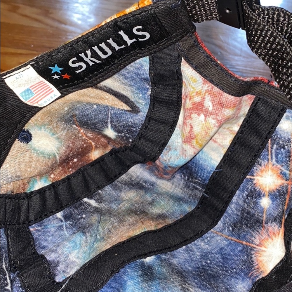 Skulls Brooklyn 5 Panel “Galaxy” Camp Hat - Picture 3 of 4